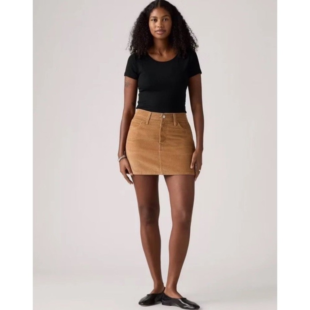 Levi's Women's Size 30" Waist Icon Mini Skirt Brown Corduroy